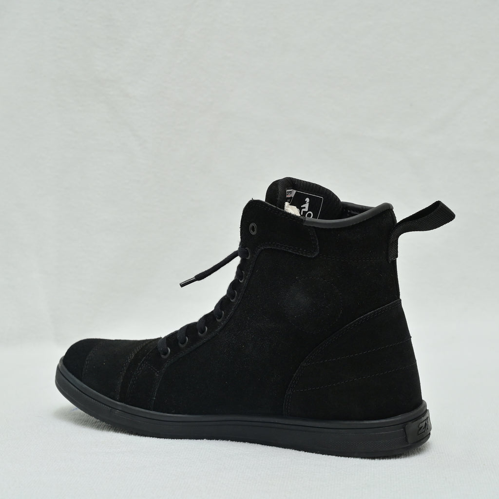 Sneaker 2.0